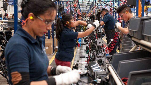 México acumula déficit de 2.4 millones de empleos