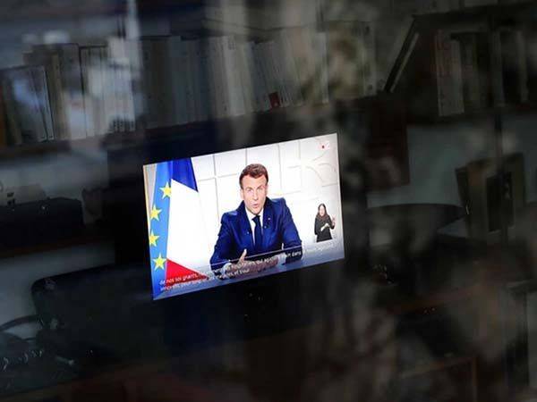 Francia aplica nuevo confinamiento