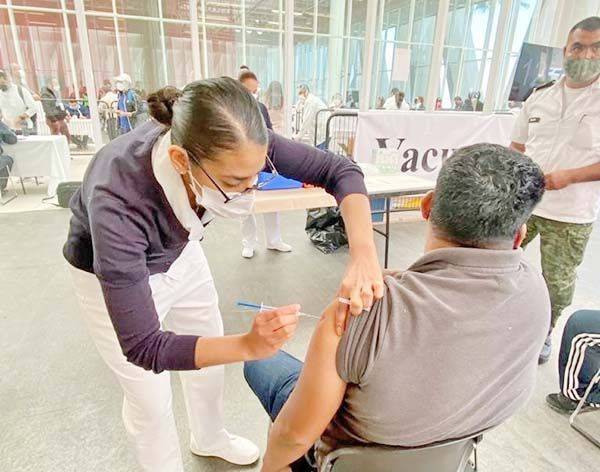 Definen especificaciones para vacunas anticovid