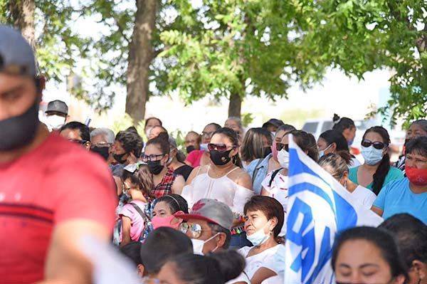 Cuidaremos a nuestras mujeres y niños: Dávila