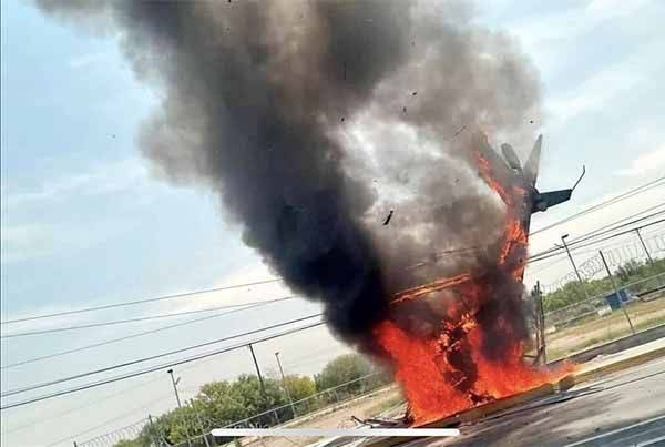 Se desploma helicóptero en Apodaca; muere piloto