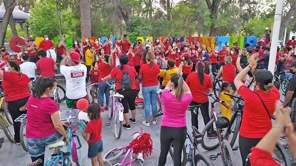 Simpatizantes de Hugo participaron en rodada
