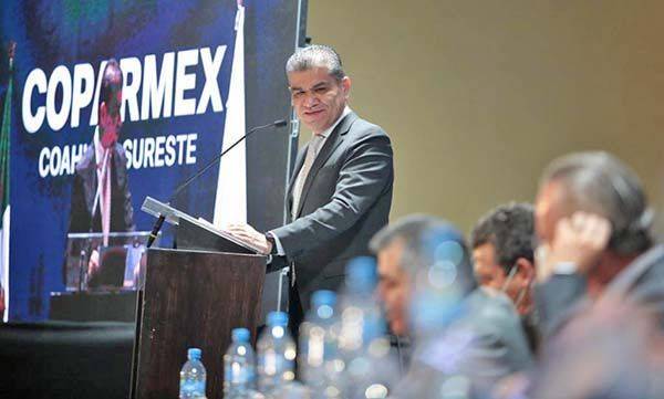 Empresarios representan el desarrollo: Riquelme