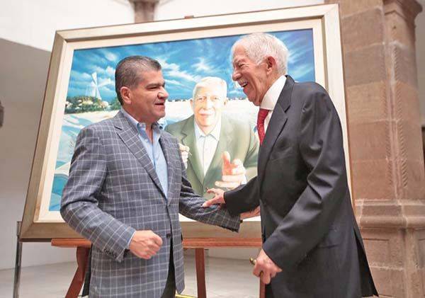 Reconoce MARS logros de Don Eliseo Mendoza