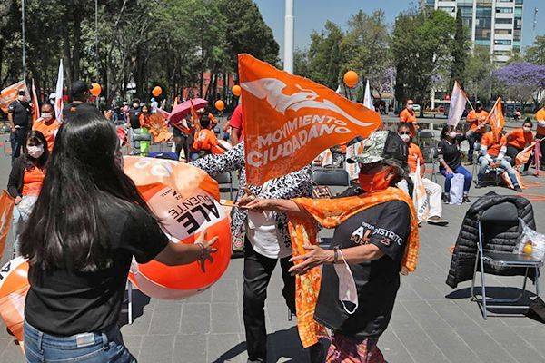 En México si hay una tercera opción: MC