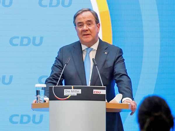 Armin Laschet sucesor de Merkel