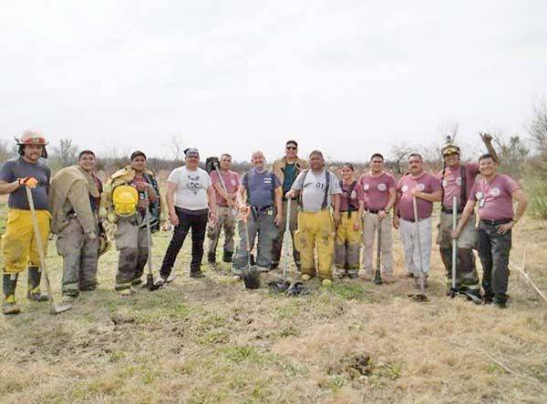 Celebra Bomberos 20 años de fundación