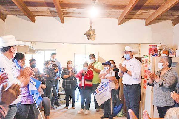Gente de Allende confía en Paredes