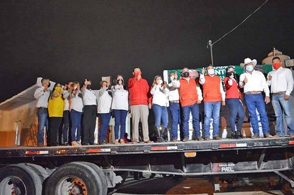 Busca Roly González alcaldía de Castaños