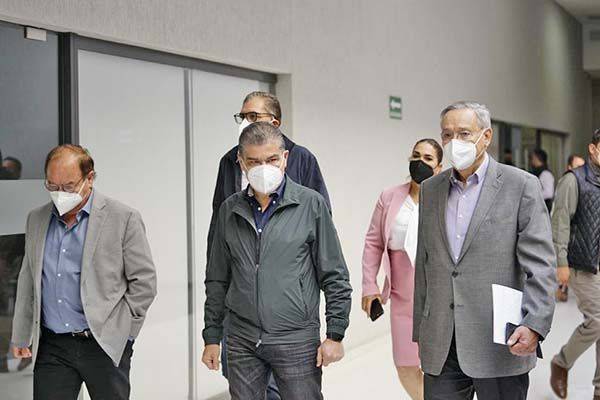 Analizan regreso a clases presenciales