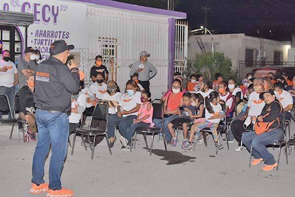Atenderá Remberto problemática social