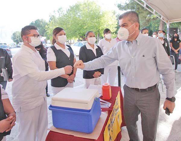Reconocen al personal médico y de enfermería