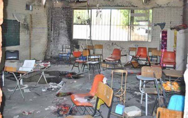 Maestros vacunados… y escuelas vandalizadas