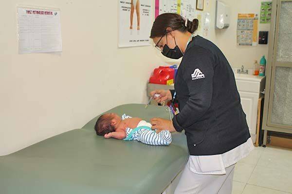 Se aglomeran por vacuna BCG contra la tuberculosis