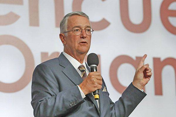 «Debatir no significa aspirar al poder»