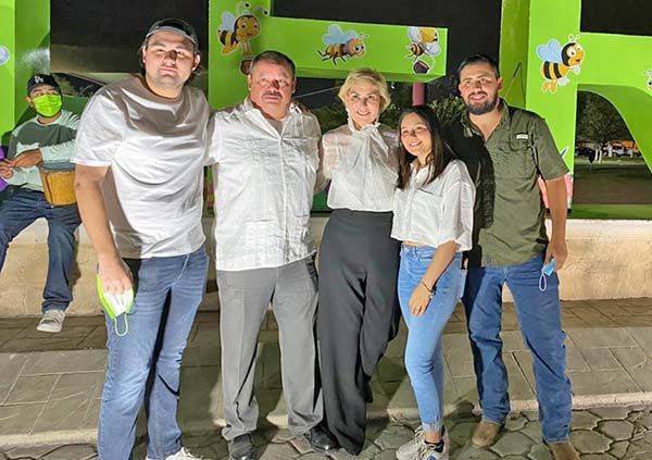 Inicia Zulma Menchaca campaña en la lagunita