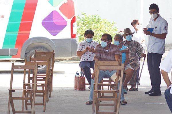 En mayo inicia la vacunación para adultos de 50 a 59 años