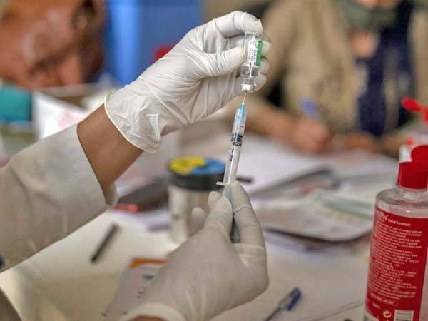 ‘Inaceptable’ la lentitud de vacunación en Europa, asegura la OMS