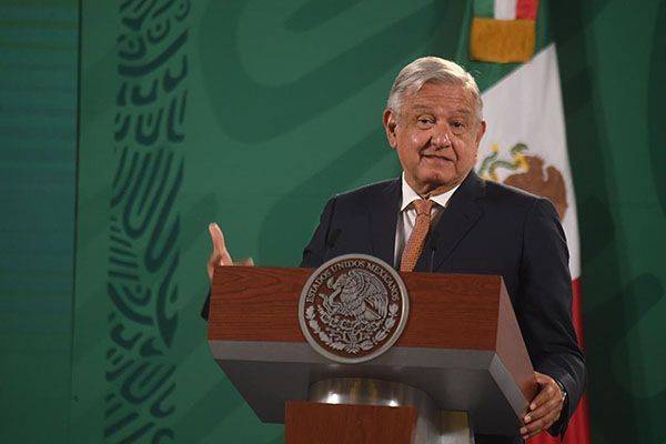 Pide INE a AMLO respetar veda