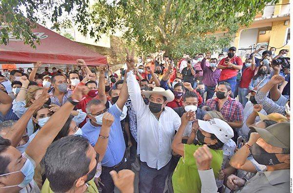 Tumban candidatura a Salgado Macedonio