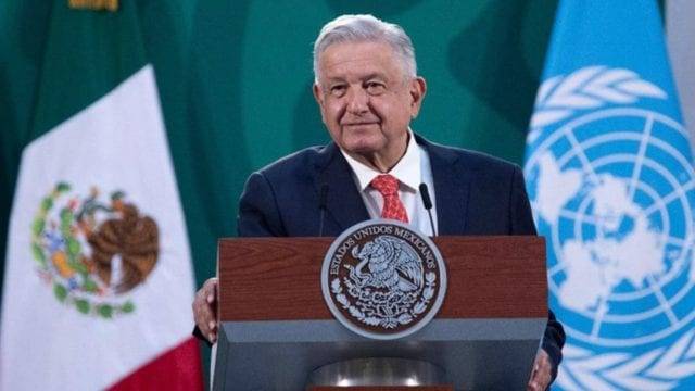 Destaca AMLO amor de Cristo por pobres