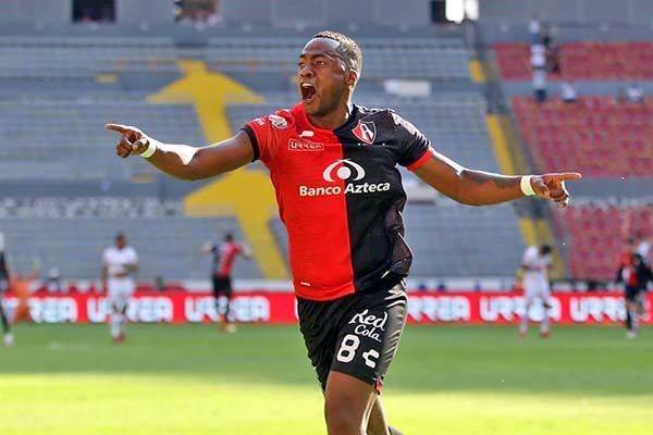 Atlas celebra con triunfo regreso de afición