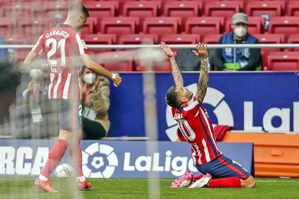 Gana Atlético y es líder otra vez de LaLiga