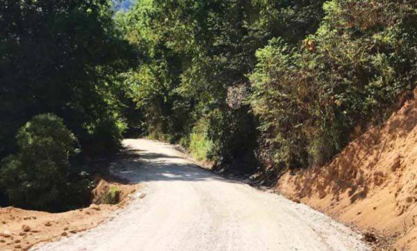 Emboscan y asesinan a tres policías municipales de San Pablo Coatlán, Oaxaca