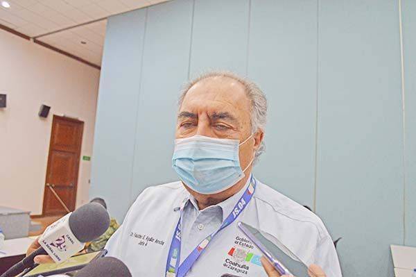 Siguen activos 200 médicos pese a la baja en contagios