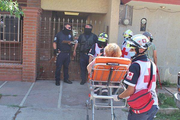 Destruye voraz incendio residencia en Guadalupe
