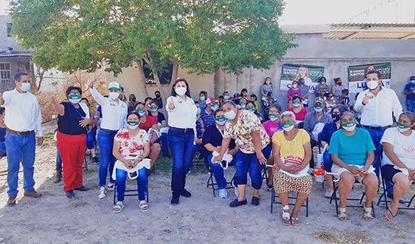Planea Lupita programa de apoyo para adulto mayor