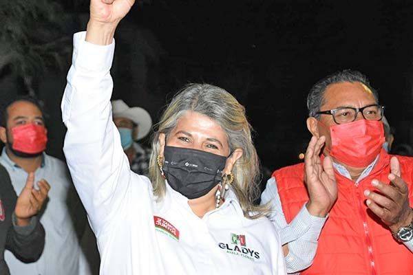Exitoso arranque de Gladys Ayala