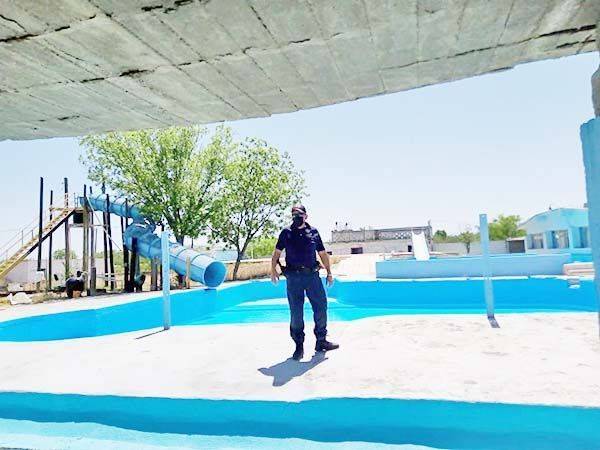 Recorre Policía de SB balnearios y acequias