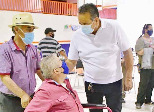 Todos tendrán vacuna: Alcalde
