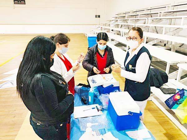 Vacunarán a personas de entre 50 y 59 años