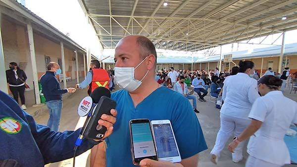 Vacunarán a 4 mil 700 empleados educativos