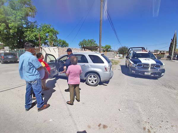 Genera accidente daños materiales