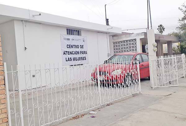 Cercan autoridades a pediatra acosador