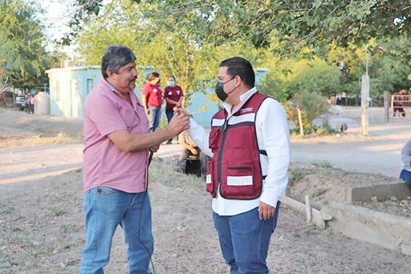 Sigue la cercanía social de Mayito