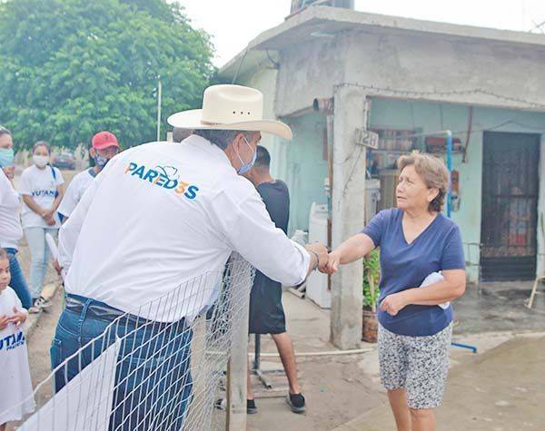 Cree pueblo minero en Alfredo Paredes