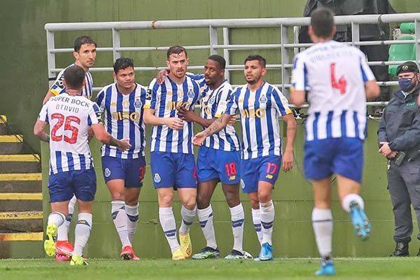 No afloja el Porto en la lucha por el título