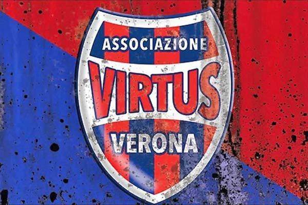 Acusan a cinco jugadores en Italia de violación