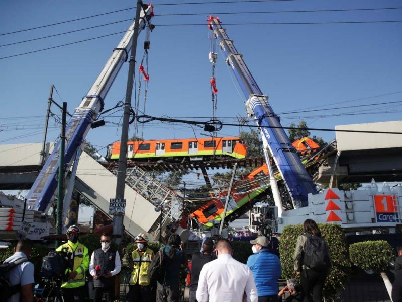 ‘Nuestros corazones están con México’: Trudeau tras accidente del Metro