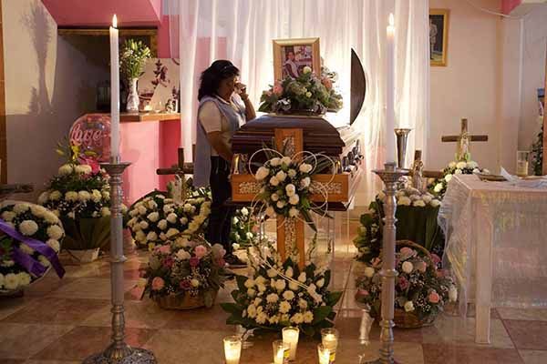 Indemnizarán con 650 mil pesos a deudos del colapso de Línea 12