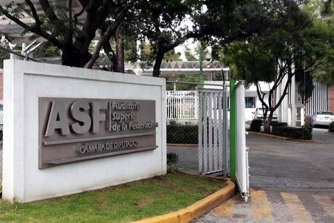 Denuncia ASF irregularidades en refinerías