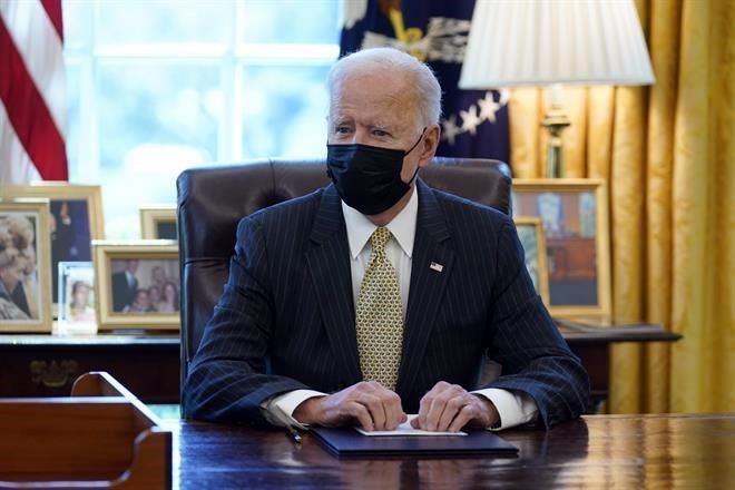 Ofrece Biden apoyo a México por colapso en L-12