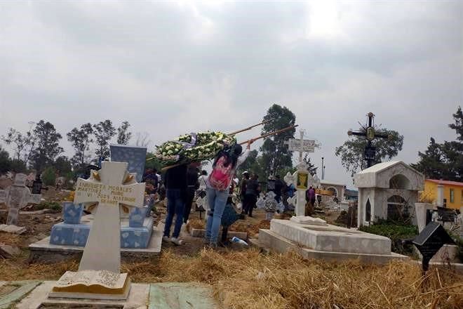 Sepultan a Brandon en San Lorenzo Tezonco