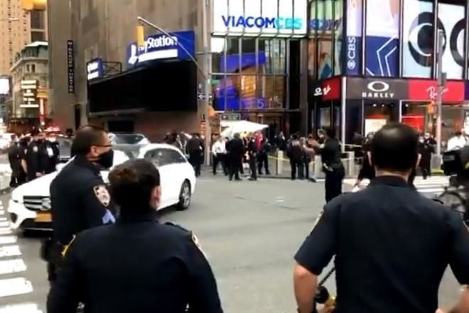 Deja tiroteo en Times Square dos mujeres y un niño heridos
