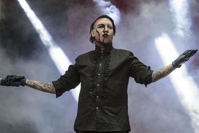 Demandan a Manson oootra vez por agresión sexual