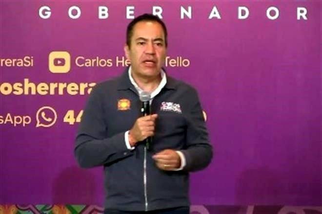 Ramírez Bedolla está estancado.- Herrera